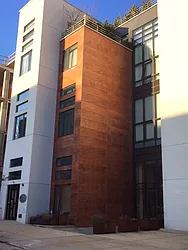 348 Bond Street in Carroll Gardens