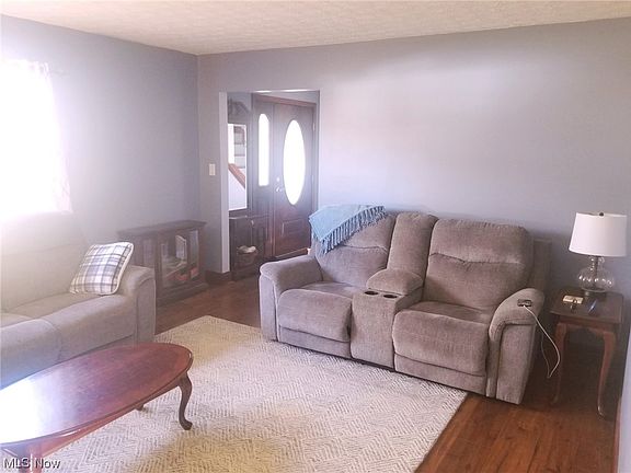 4th image of 1068 Beechwood Dr