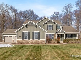 525 Lynn Kay Dr SW, Byron Center, MI 49315