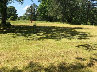 202 Davis Rd, Carrollton, GA 30116