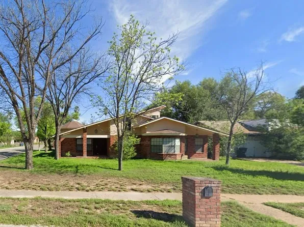 1902 Musser St, Laredo, TX 78043