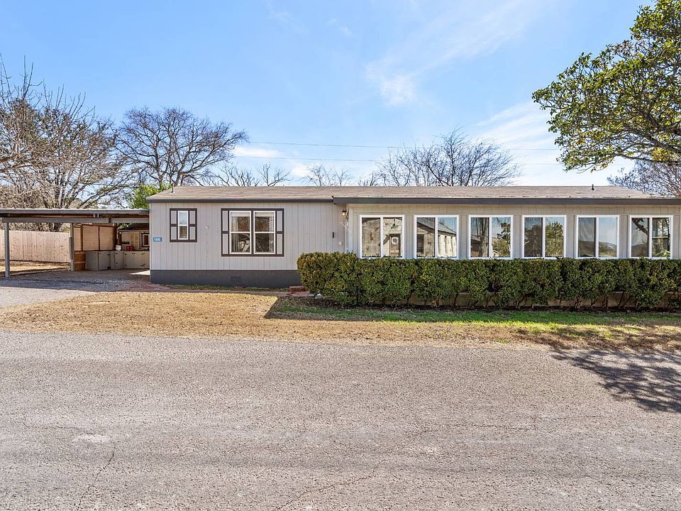 1st image of 105 Hideaway Cir
