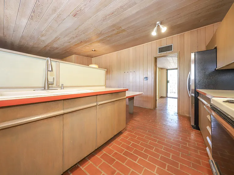 5650 E Burns St — Photo 16