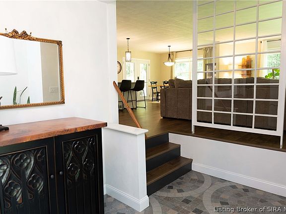 4th image of 305 Dunmore Court