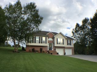 722 Co Rd, Athens, TN 37303
