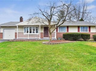 2050 Aster Rd, Macungie, PA 18062
