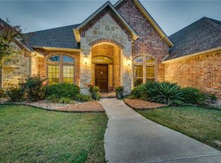 5041 Mockingbird Ln, Midlothian, TX 76065