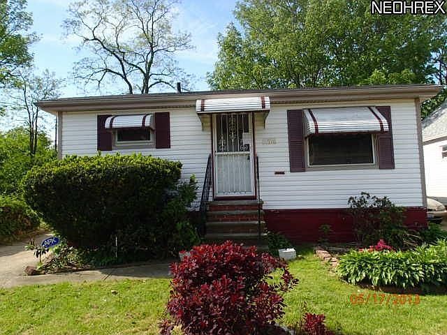 1st image of 11716 Imperial Ave
