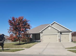 31186 W 166th St, Gardner, KS 66030