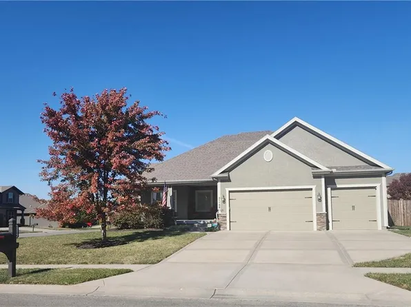31186 W 166th St, Gardner, KS 66030