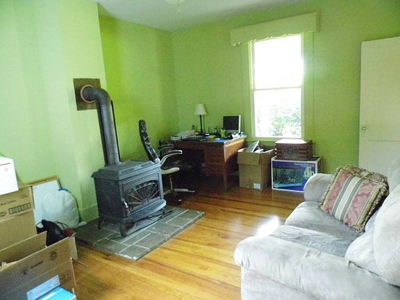 3rd image of 4299 Prince Edward Hwy