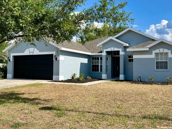 2705 Athens Dr, Leesburg, FL 34748