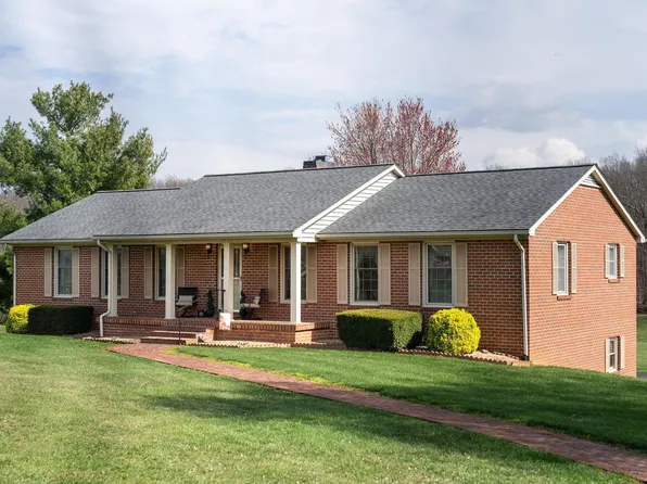 573 Stuarts Draft Hwy, Staunton, VA 24401