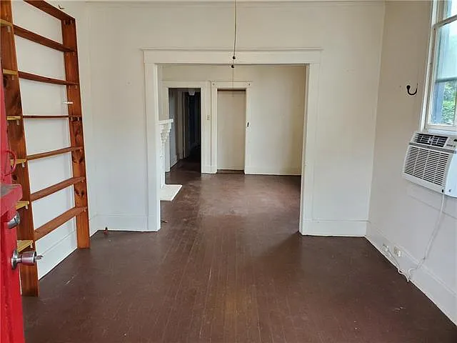 2022 Dante St — Photo 4