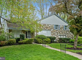1931 Fawn Dr, Glenside, PA 19038