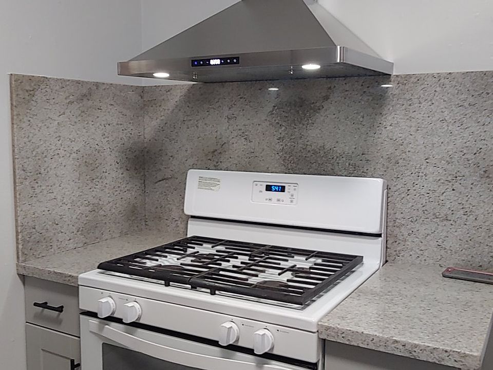 Fully upgraded kitchen