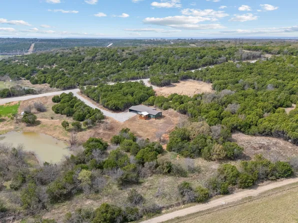 30 Timber Hills Ln, Mineral Wells, TX 76067