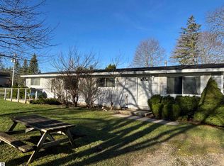 105 & 107 Brand St, Elk Rapids, MI 49629