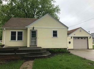 301 College St, Reinbeck, IA 50669