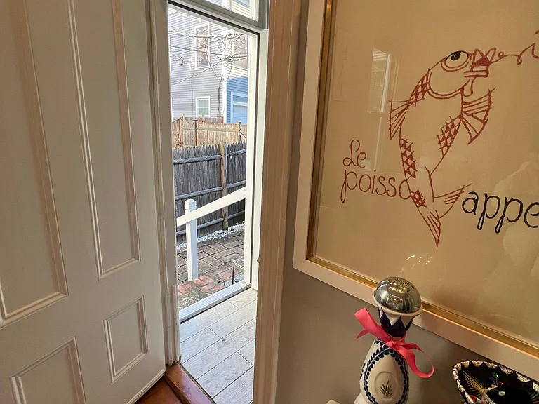 41 Pearl St #1 — Photo 32