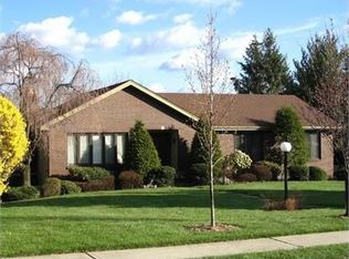 32 Crest Dr, South Orange, NJ 07079