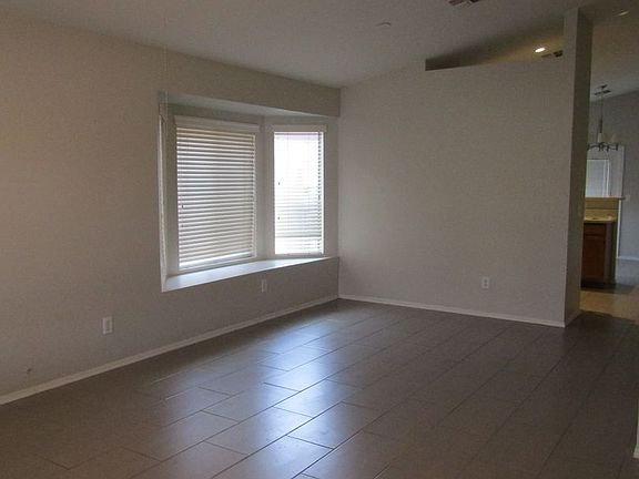 3rd image of 1120 N Val Vista Dr Unit 80