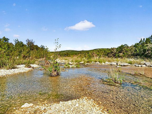 3rd image of 4983 RANCH ROAD 1051