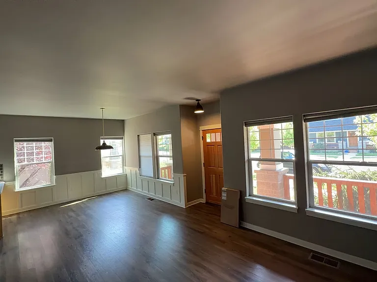 2728 NE Black Oak Pl — Photo 6