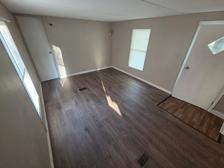 9706 Elderberry Trl — Photo 6
