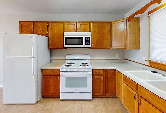 4th image of 502 N 26th St