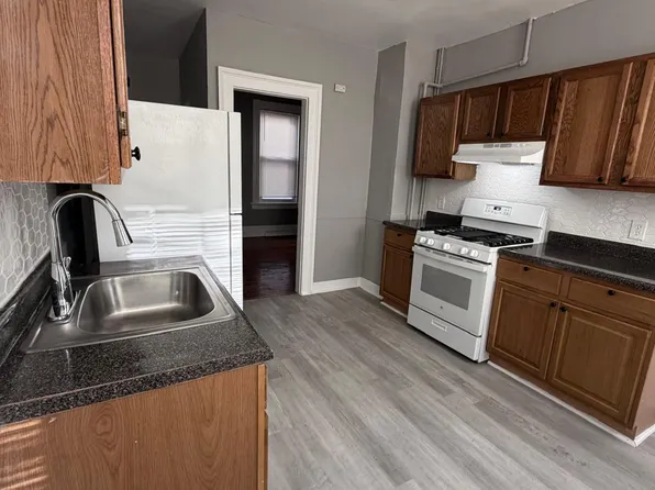 77 Shepard St #A, New Haven, CT 06511