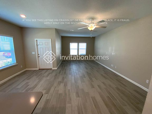 3rd image of 1339 Grassland Ave