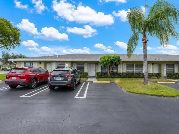 2381 SHADY Lane #B, Delray Beach, FL 33445