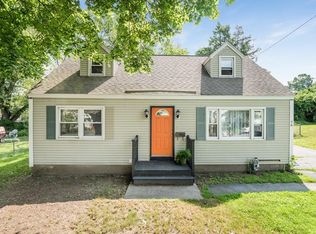 76 Burnside St, Lowell, MA 01851