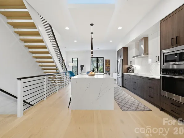 2714 N Davidson St, Charlotte, NC 28205