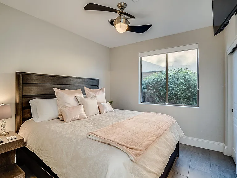 7308 E Whistling Wind Way — Photo 17