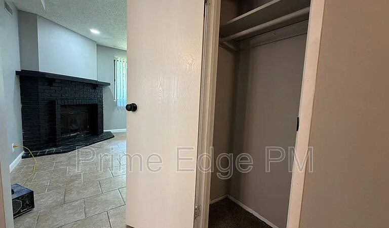 1541 S 21st St #1 — Photo 9