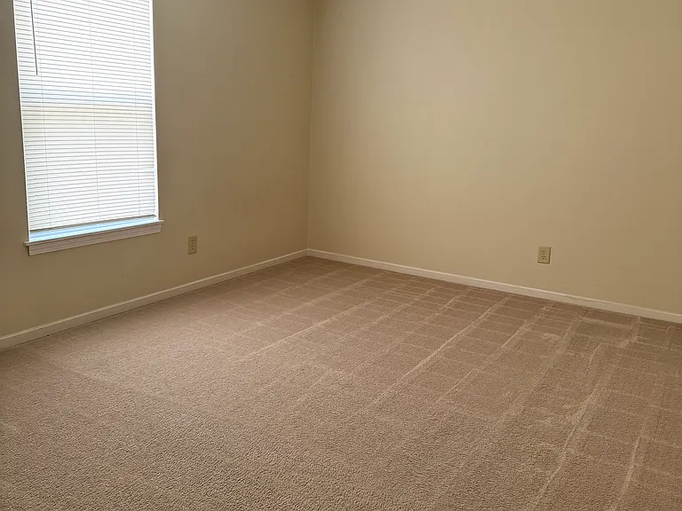 10882 Grace Dr — Photo 16