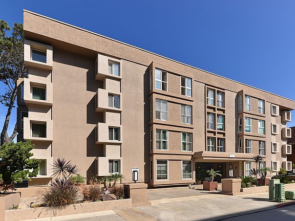 3rd image of 1040 Coast Blvd #105