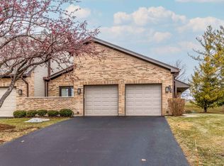 1742 Pebble Beach Dr, Hoffman Estates, IL