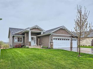 7096 208th Pl N, Forest Lake, MN 55025