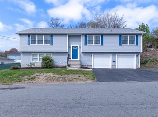 42 Brookside Ave, North Providence, RI 02911