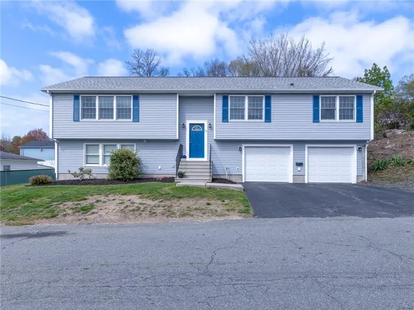 42 Brookside Ave, North Providence, RI 02911