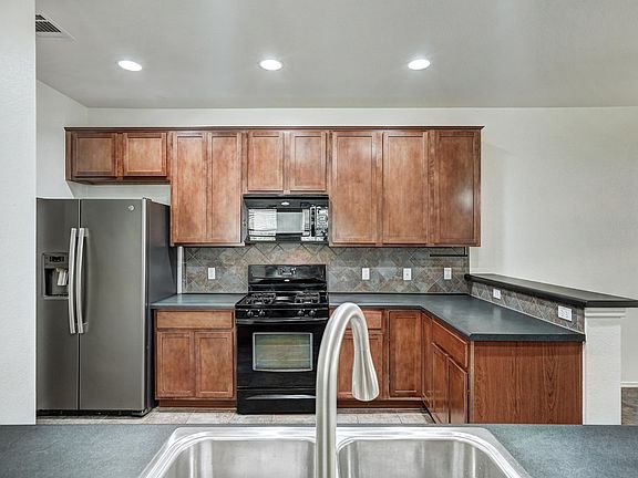 4th image of 12101 Timber Heights Dr