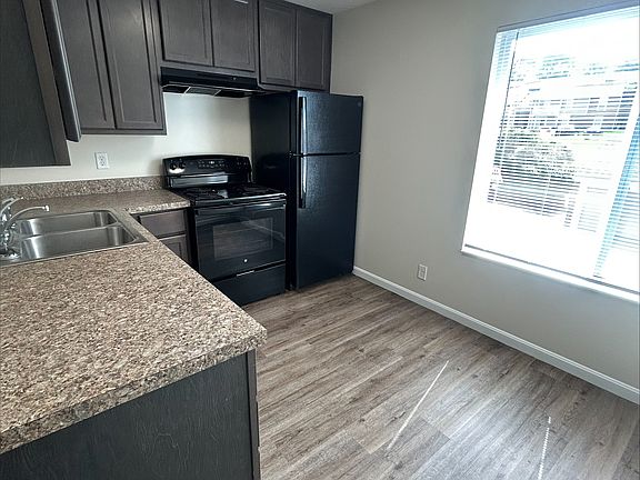 5th image of 6189 Ancient Oak Dr APT 165