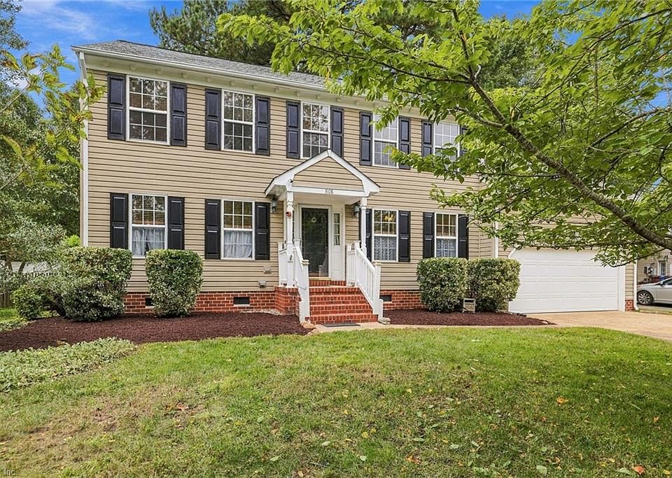 1st image of 808 Dolph Cir