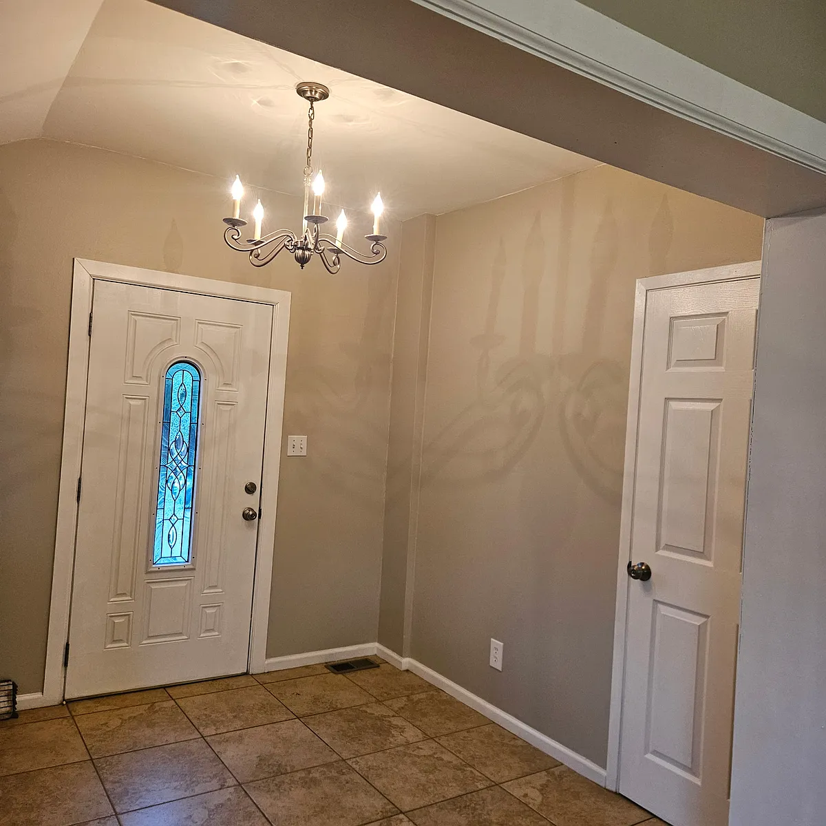 Entry way - 2805 59th St