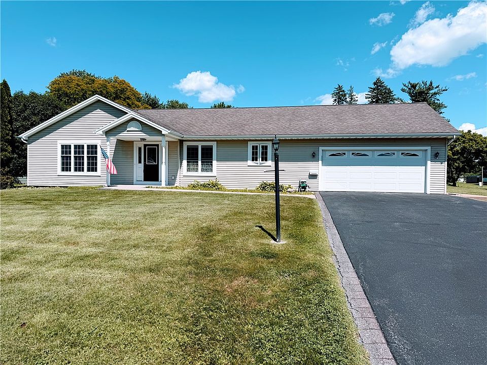 1st image of 598 Paul Rd