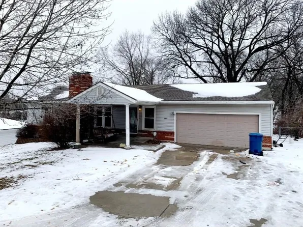304 NW 54th Ter, Kansas City, MO 64118