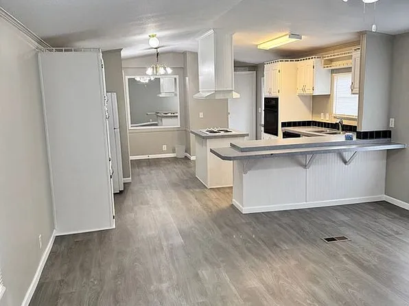 135 Edward Way, Newport, TN 37821